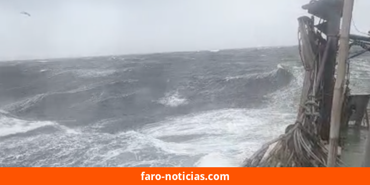 Waldo Ahumada explica cómo los marineros enfrentan temporales en alta mar y la importancia de su trabajo
