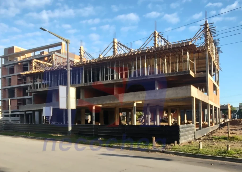 Roban herramientas y una computadora en obra en construcción en Quequén