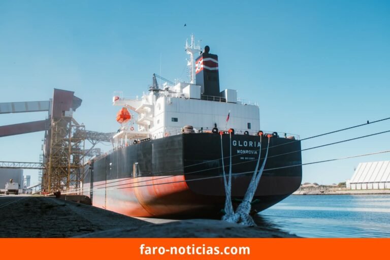 Puerto Quequén consolida su capacidad operativa con carga completa del buque Gloria