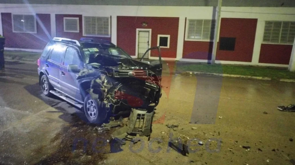 Accidente de tránsito con choque en cadena en la calle 517 de Quequén causa herido y moviliza a servicios de emergencia