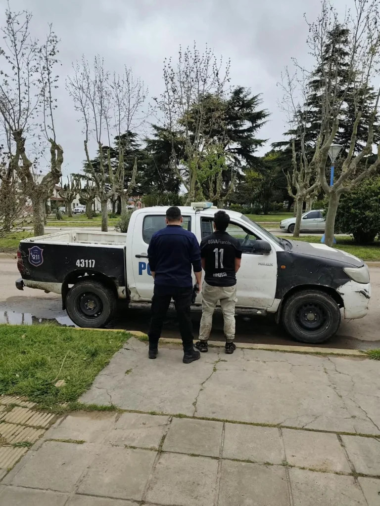 Detienen a hombre de 32 años que ingresó a la Escuela N.º 16 de Claraz con una carabina de aire comprimido