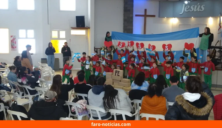 Escuela Cristiana Peniel conmemora el Día de las Escuelas Evangélicas en Necochea