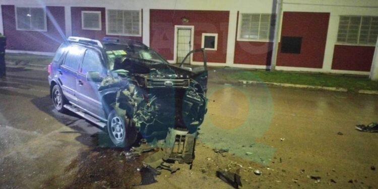 Fallece conductor de 67 años tras choque con camión estacionado en Quequén