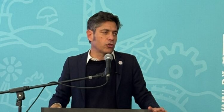 Gobernador Kicillof visita Lobería y dirigentes de Necochea discuten futuro del transporte público