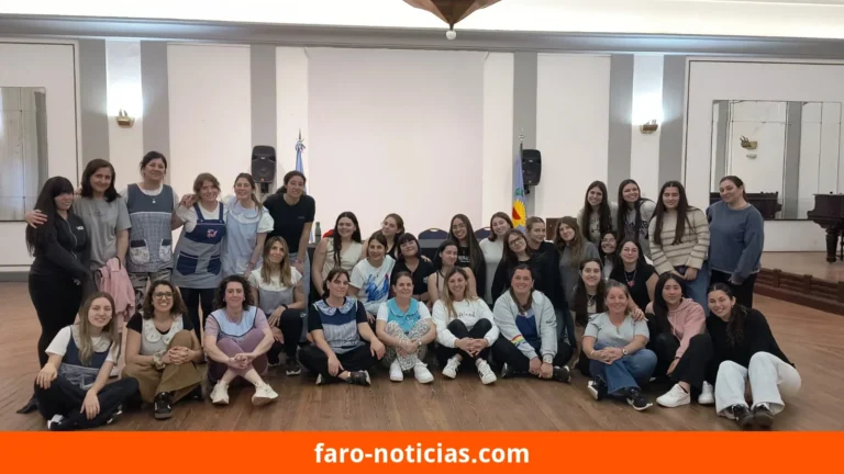 Taller “El cuerpo como territorio de encuentro” fortalece la formación docente en Necochea