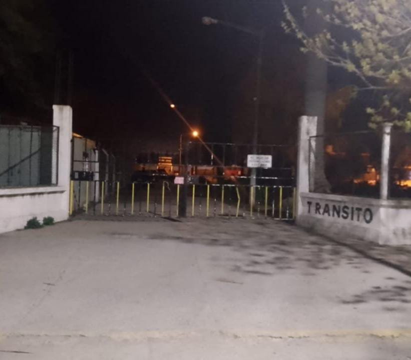 Intento de robo de motos en predio municipal de Tránsito de Necochea: alambre perimetral cortado