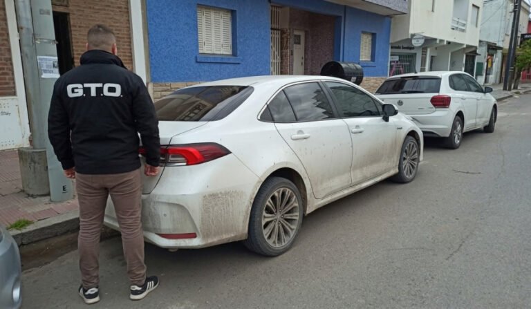 Policía de Necochea recupera Toyota Corolla buscado por causa de Mar del Plata en operativo local