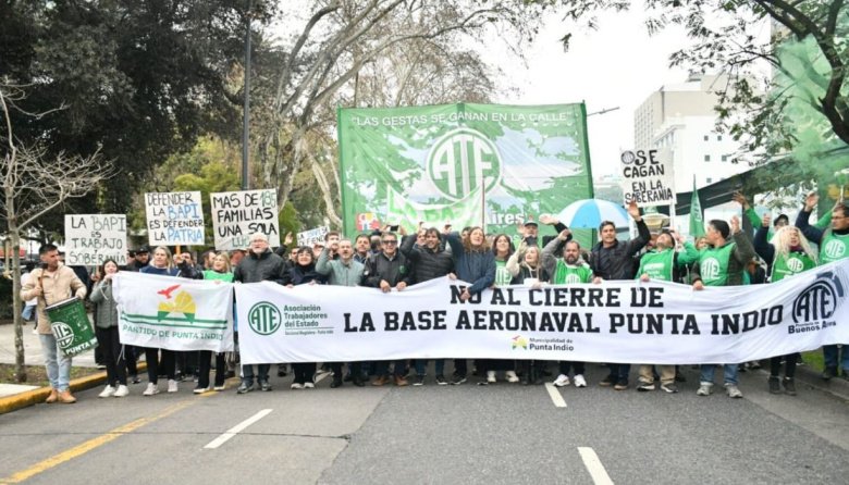 ATE marcha a la Legislatura bonaerense en medio de un paro de 24 horas