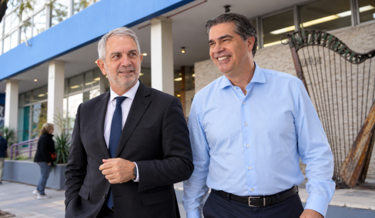 Capitanich y Alak encabezan en Necochea una clase sobre la vigencia del peronismo