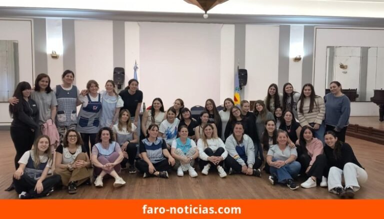 Docentes y estudiantes de Necochea participan en el taller “El cuerpo como territorio de encuentro”