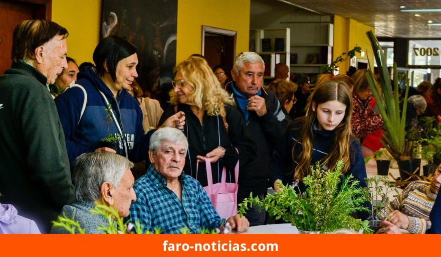 Necochea: entregan plantas y plantines gratis en el Centro Cultural