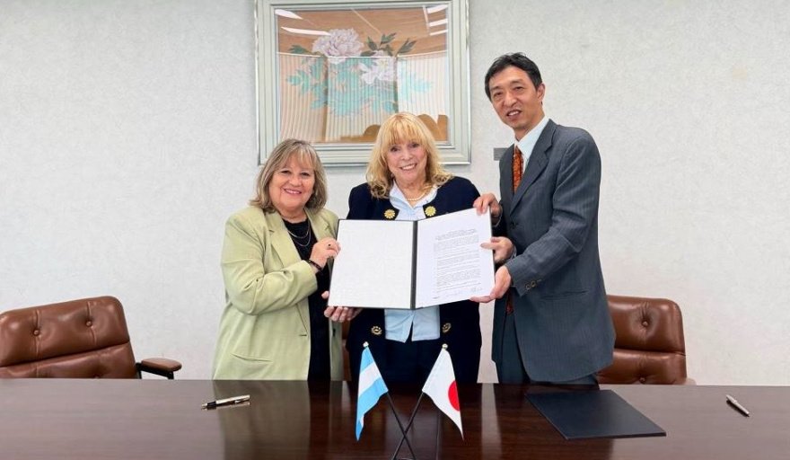 Japón entrega US$73.138 para equipar la Pediatría del Hospital Ferreyra