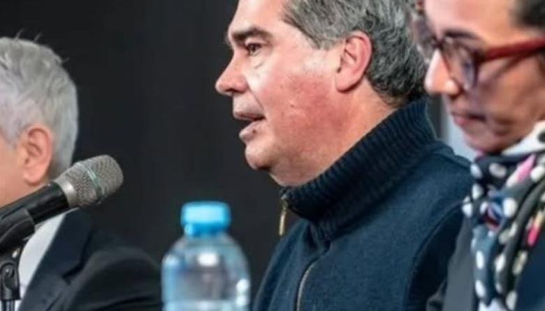 Jorge Capitanich en Necochea: cuestiona las deudas de Nación con las provincias y plantea tres desafíos para el peronismo