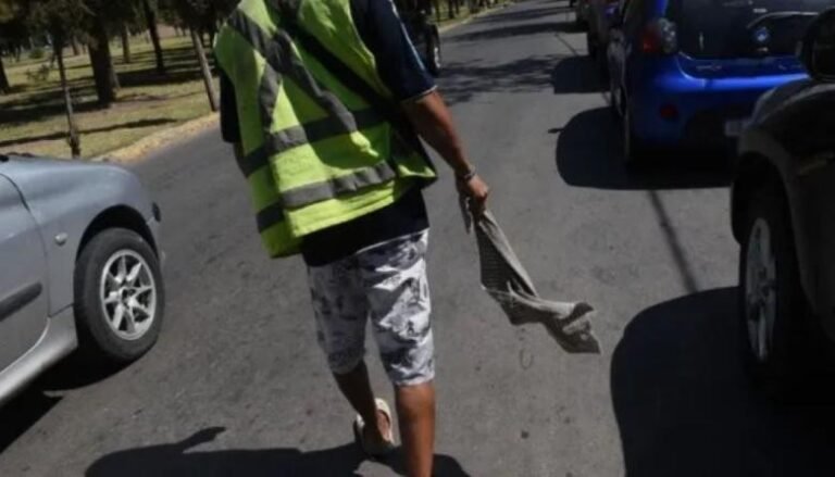 El Partido Justicialista de Necochea rechaza la ordenanza que regula la actividad de los cuidacoches