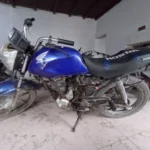 Aprehendido en Quequén por circular en una moto con patente falsa