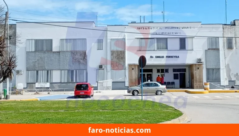 Renovación del frente del Hospital Municipal Dr. Emilio Ferreyra con trabajos de pintura