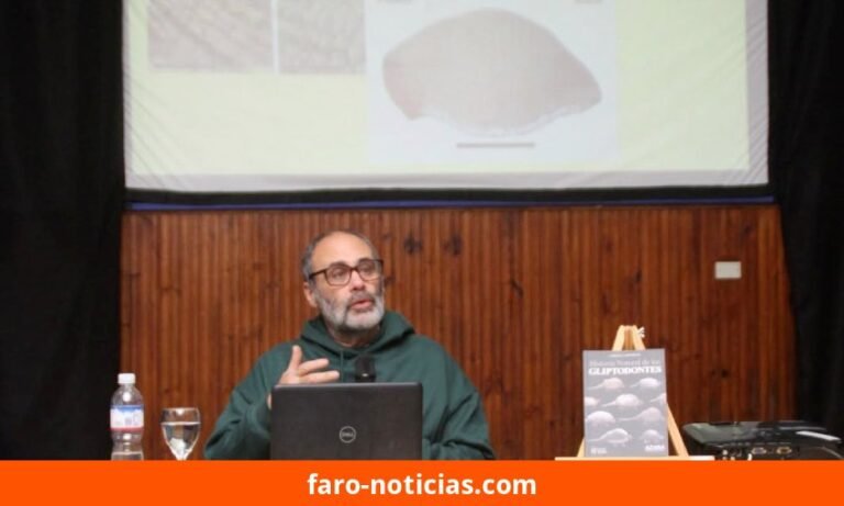 Presentación del libro Historia Natural de los Gliptodontes en Lobería