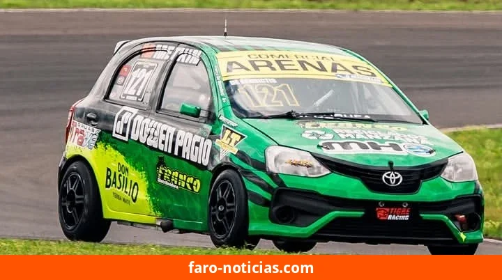 Franco De Benedictis y Martín Chico quedan fuera del podio en la penúltima fecha del Turismo Pista