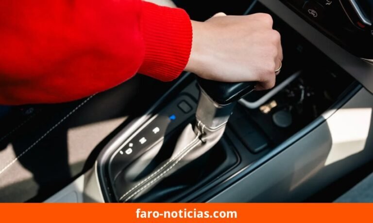 > Necochea ya aplica la disposición provincial: quienes rindan con caja automática solo podrán conducir ese tipo de vehículos