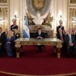 Confianza en el Gobierno de Milei se mantiene estable, con baja en el Gran Buenos Aires