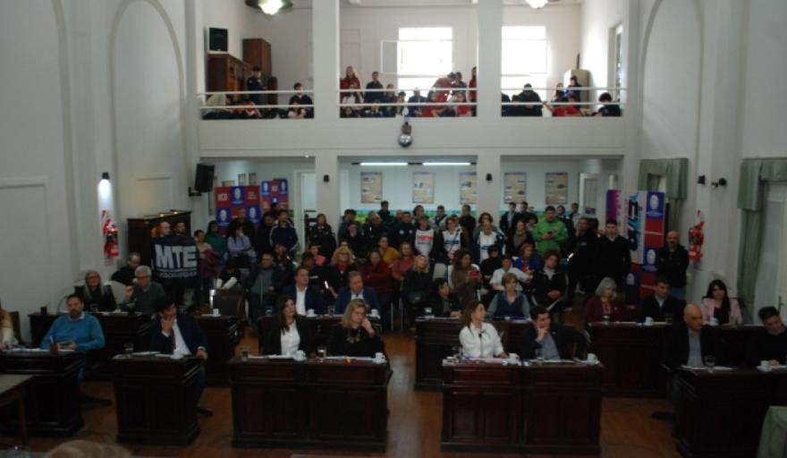 Organizaciones locales cuestionan la nueva ordenanza de cuidacoches en Necochea