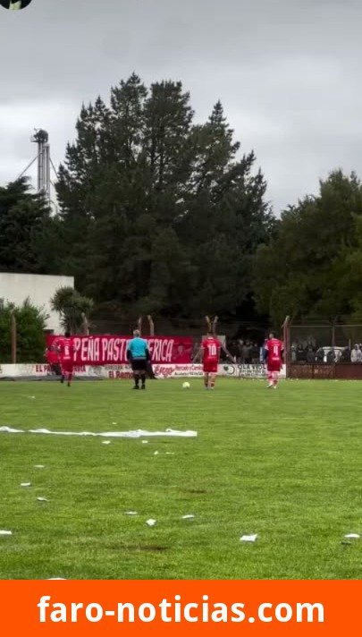 Mataderos y Villa del Parque empatan 0-0 en el clásico Norte-Sur