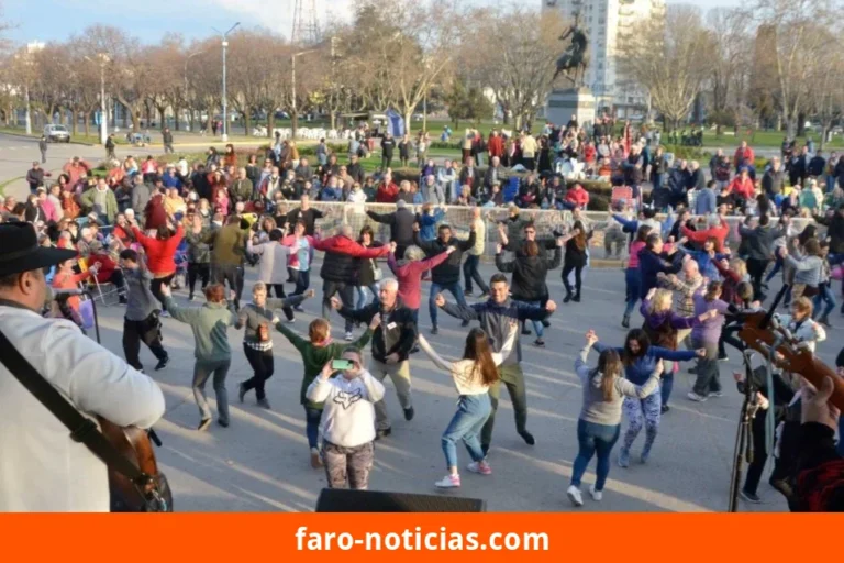 Necochea celebra sus 145 años con folclore y tradición en la Plaza del Folclore